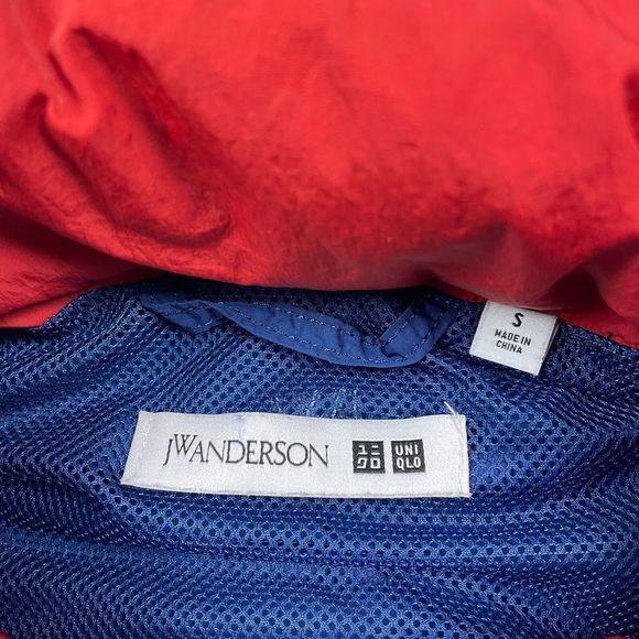 Uniqlo Red and Blue Windbreaker Jacket - Picture 5 of 13